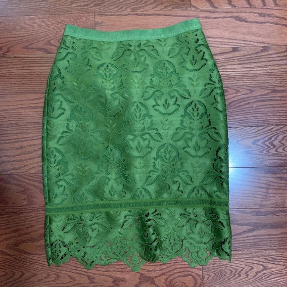Ann Taylor Skirt - Picture 1 of 3